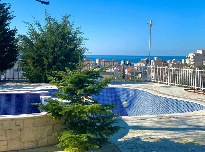 Вилла 4 спальни  Бар, Черногория