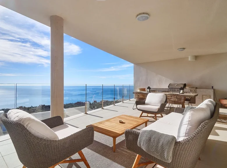 Квартира 3 спальни 173 м² Benalmadena, Испания