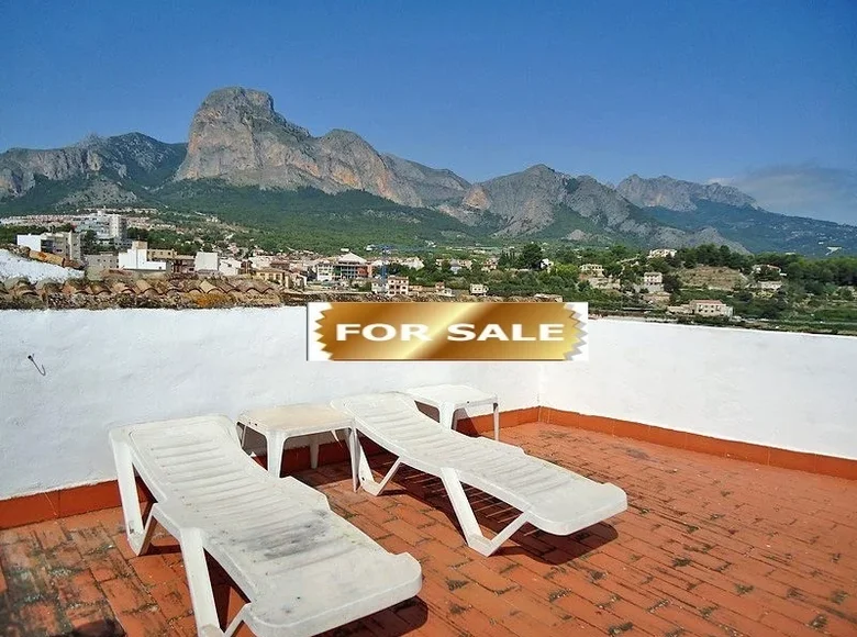 4 bedroom Villa 300 m² Polop, Spain