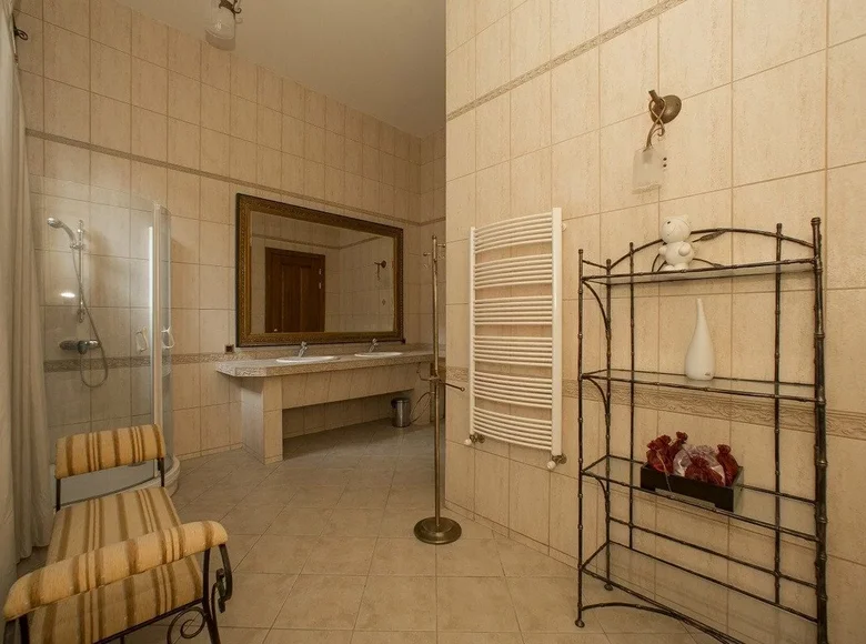 Haus 5 Schlafzimmer 1 200 m² Stadtkreis Sotschi, Russland