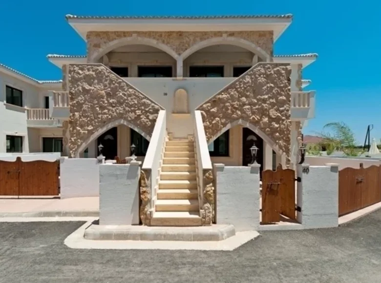 Villa 3 pièces 167 m² Avgórou, Chypre