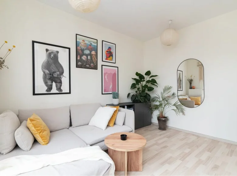 2 room apartment 36 m² Warsaw, Poland