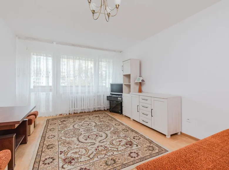 2 room apartment 45 m² in Warsaw, Poland