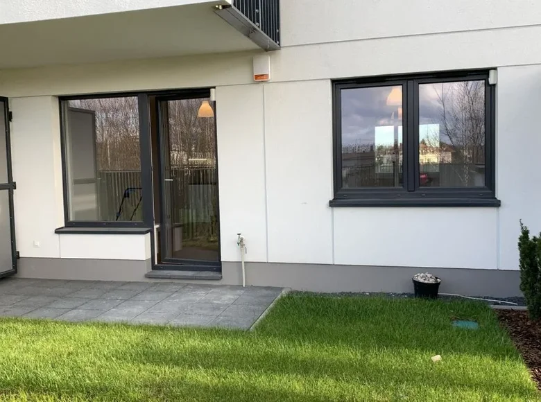 2 room apartment 43 m² in Warsaw, Poland