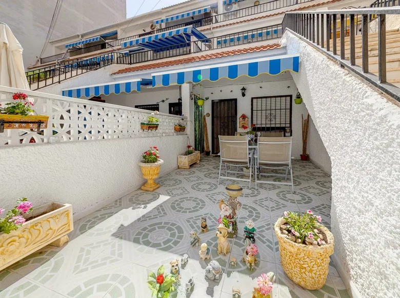 1 bedroom Bungalow 67 m² Torrevieja, Spain