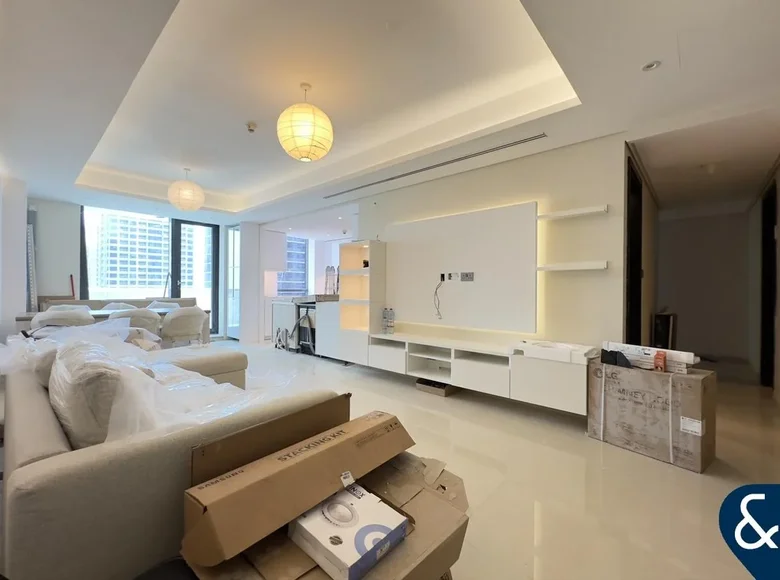 Apartamento 3 habitaciones 1 720 m² Dubái, Emiratos Árabes Unidos