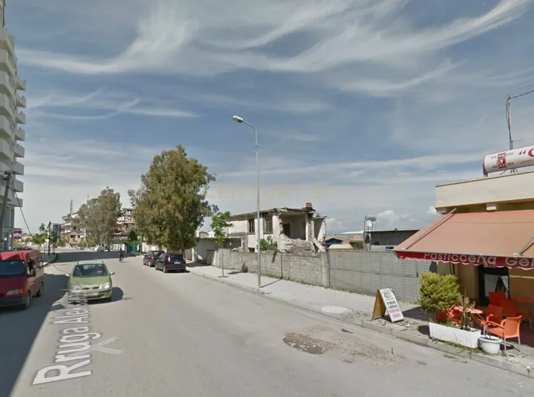 Commercial property 51 m² in Bashkia Durres, Albania