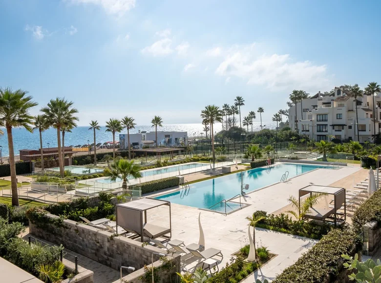 Квартира 2 спальни 100 м² Эстепона, Испания