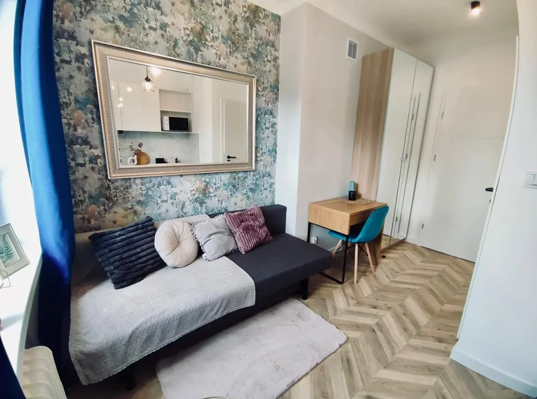 1 room apartment 16 m² in Warsaw, Poland