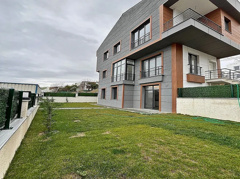 Willa 8 pokojów 300 m² Silivri, Turcja