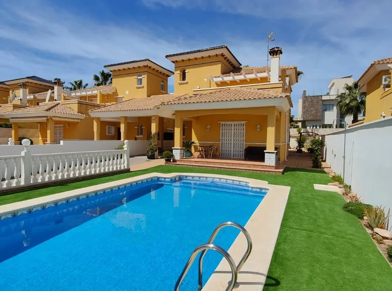 villa de 3 chambres 156 m² Orihuela, Espagne