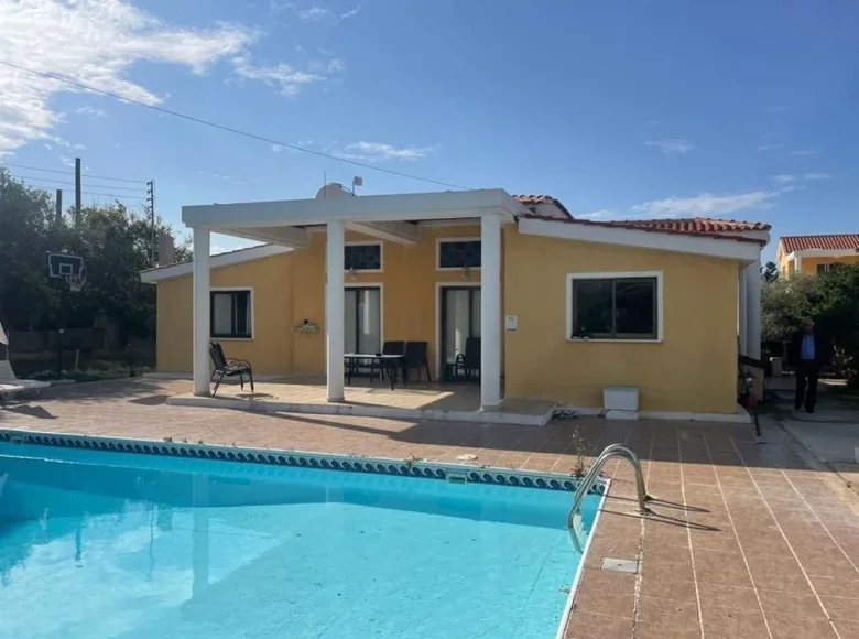 3 bedroom house 130 m² Peyia, Cyprus