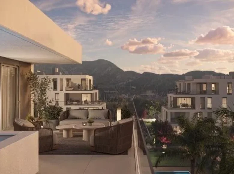 Mieszkanie 3 pokoi 111 m² Benicassim, Hiszpania