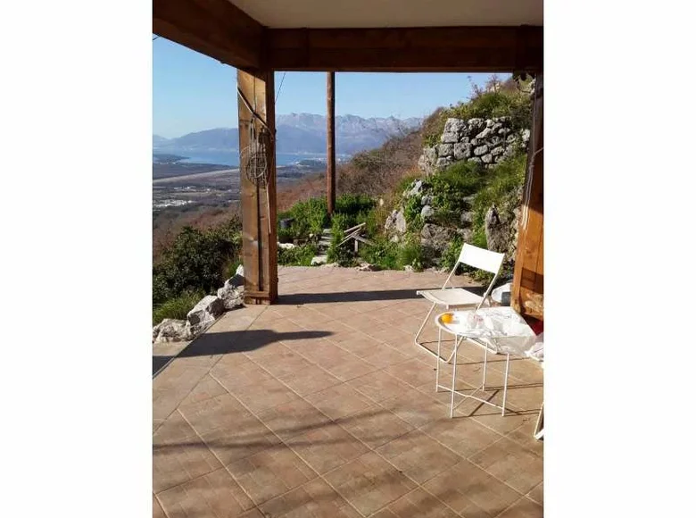 Dom  Kotor, Czarnogóra