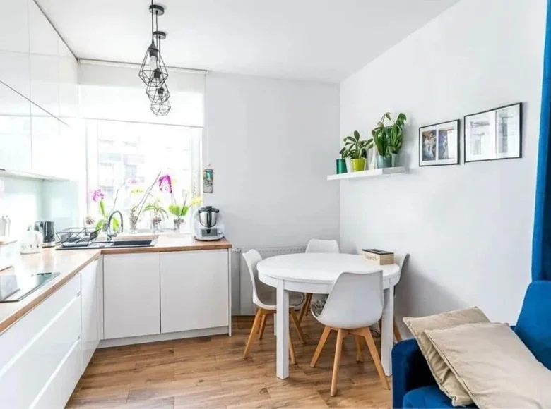 Wohnung 4 zimmer 71 m² Warschau, Polen