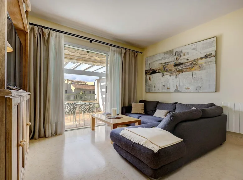 Квартира 2 спальни 108 м² Torreguadiaro, Испания