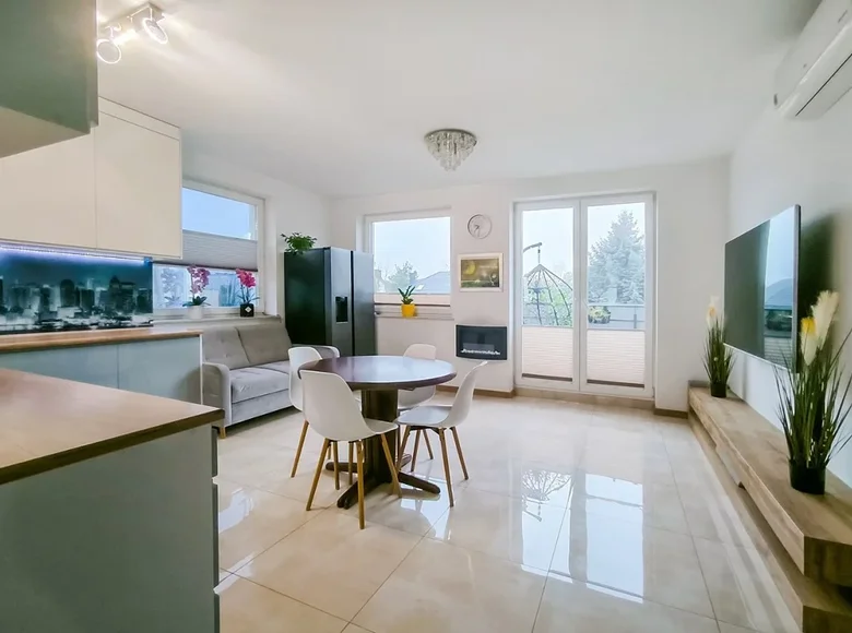 6 room house 116 m² Marki, Poland
