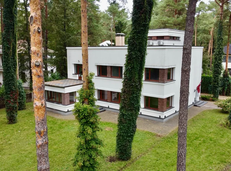 House 410 m² Riga, Latvia