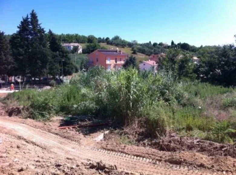 Casa 2 500 m² Terni, Italia