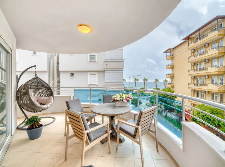 Квартира 3 комнаты  Аланья, Турция