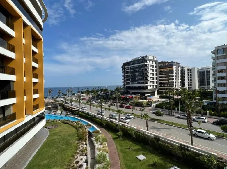 Квартира 3 спальни 145 м² Коньяалты, Турция