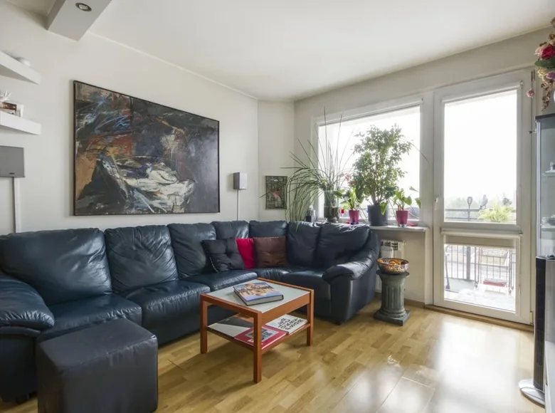 Квартира 3 комнаты 64 м² Варшава, Польша