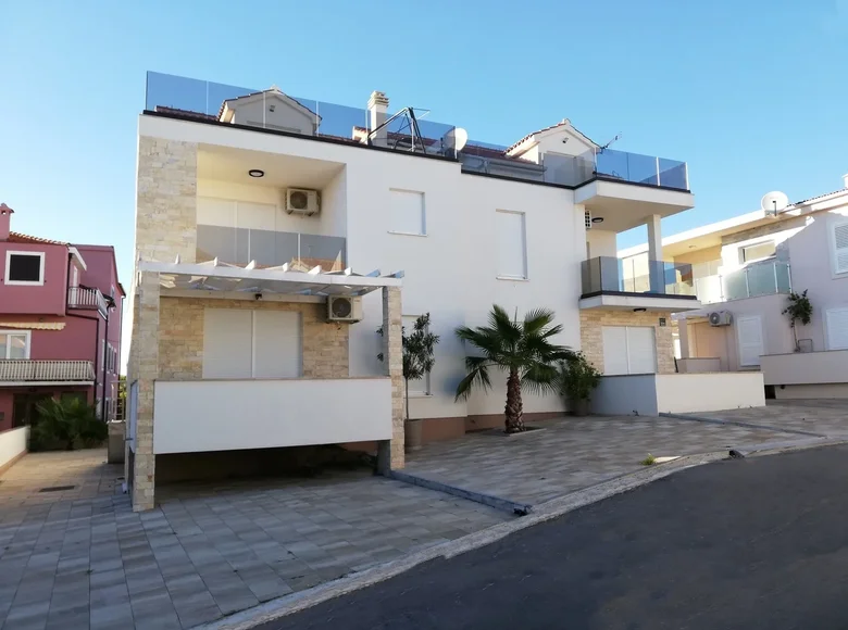 Villa 8 bedrooms 156 m² Croatia, Croatia