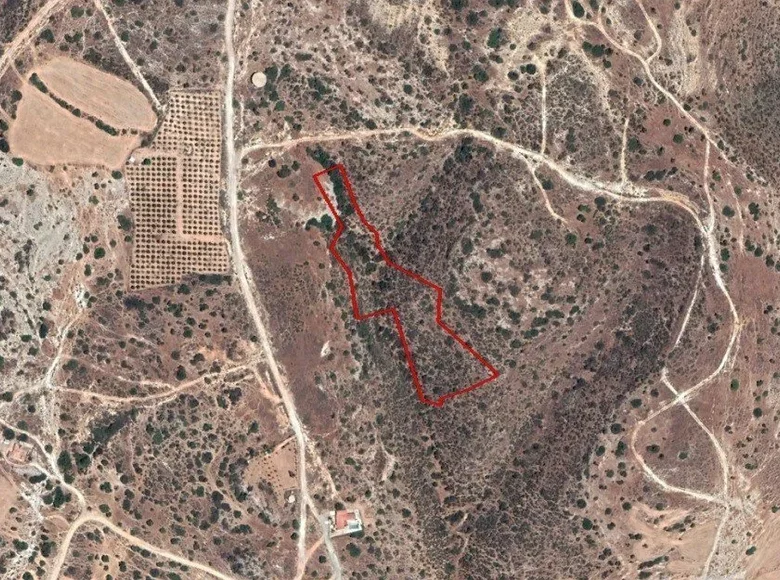 Atterrir  Maroni, Chypre