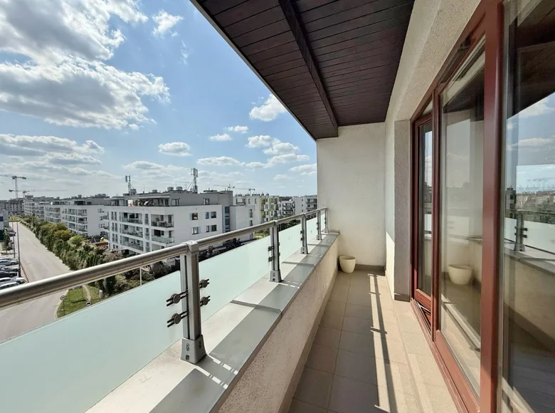 Коммерческое помещение 99 м² Варшава, Польша