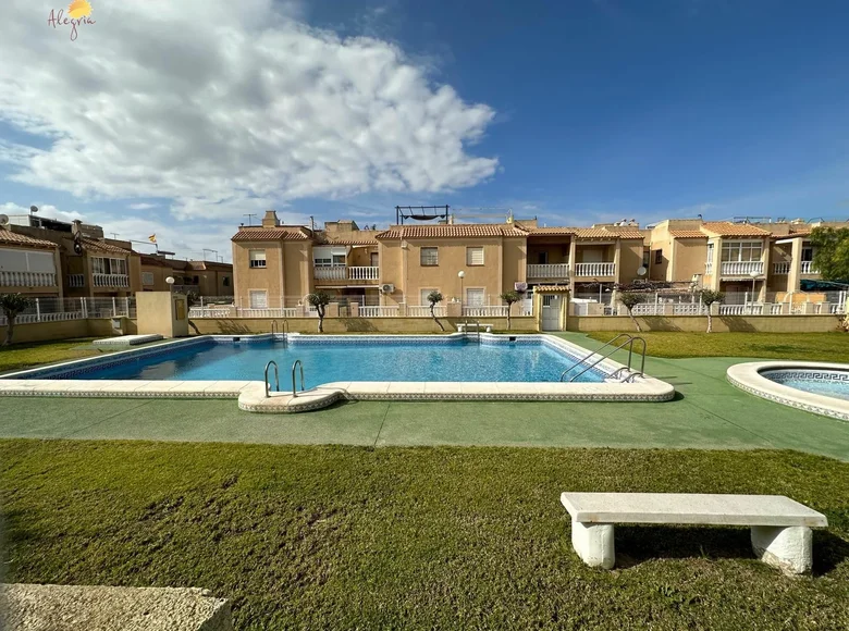 2 bedroom bungalow 52 m² Torrevieja, Spain