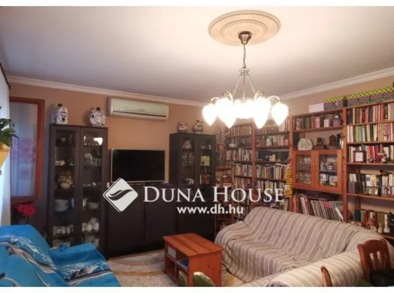 Maison 100 m² Pannonhalma, Hongrie