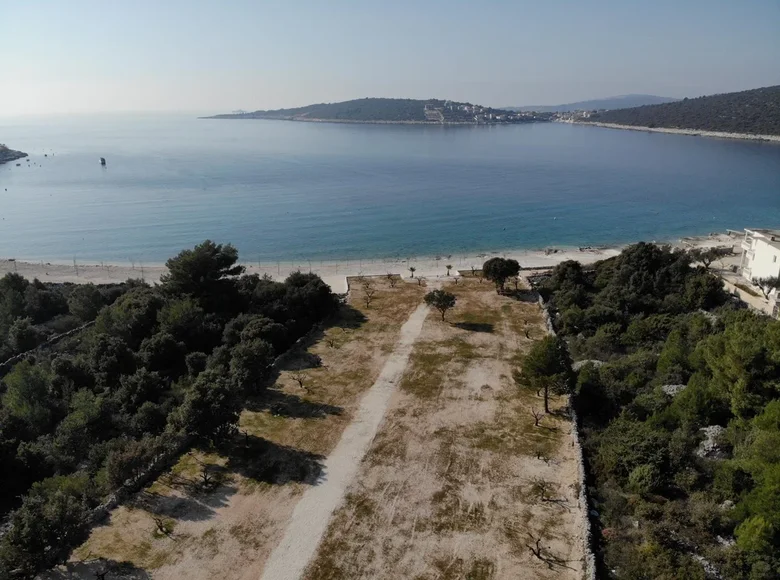 Land  Croatia, Croatia