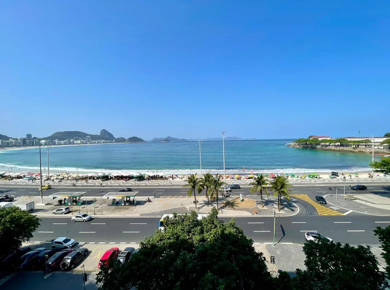 3 bedroom apartment 120 m² in Regiao Geografica Imediata do Rio de Janeiro, Brazil