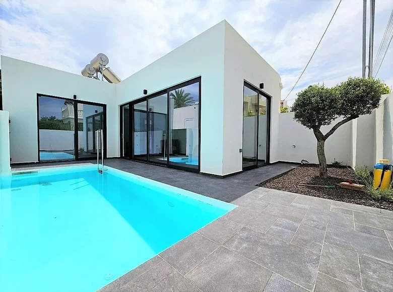 Villa  Analipsi, Greece