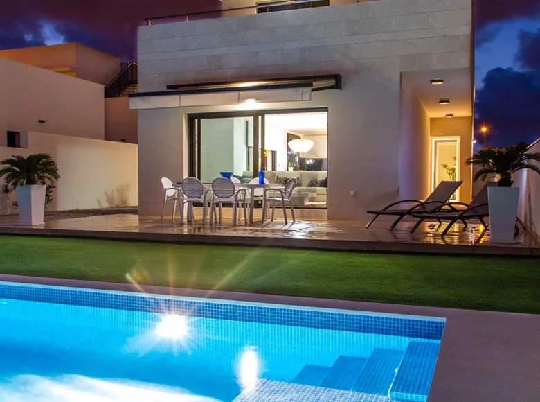 4-Schlafzimmer-Villa 141 m² Abadin, Spanien