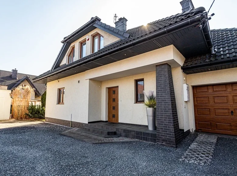 6 room house 230 m² Pruszkow, Poland