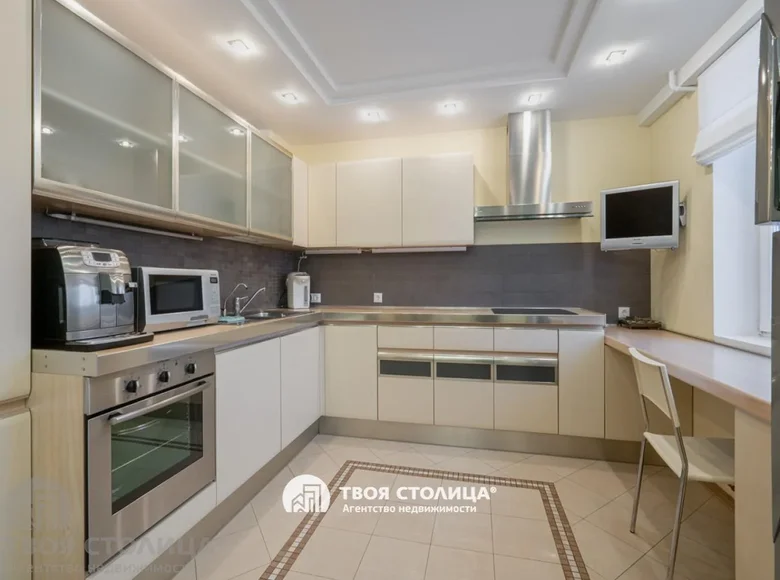 Квартира 4 комнаты 117 м² в Минске, Беларусь
