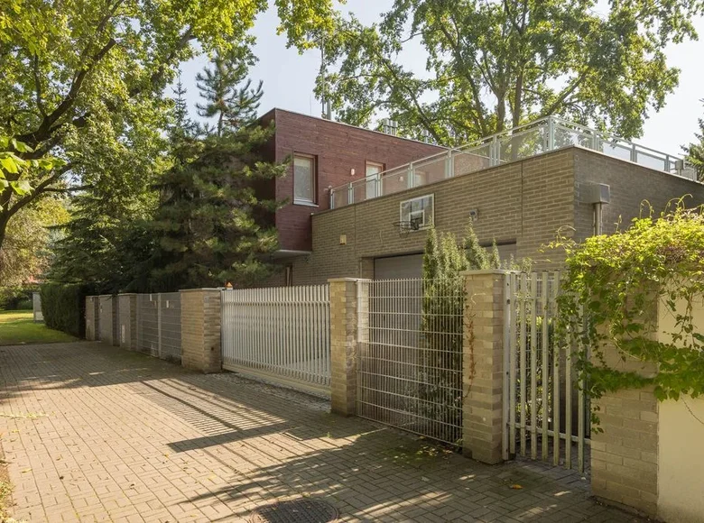 Дом 487 м² Варшава, Польша