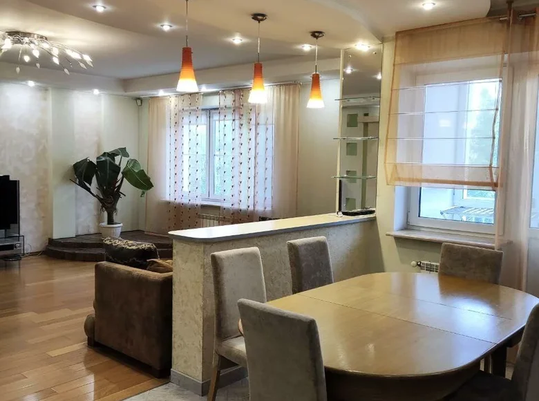 Appartement 4 chambres 134 m² Minsk, Bélarus