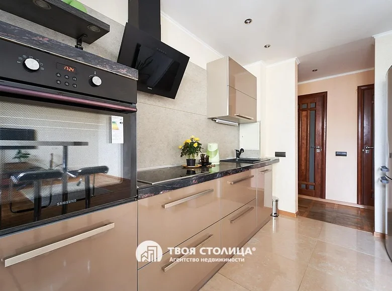 Квартира 3 комнаты 65 м² в Минске, Беларусь