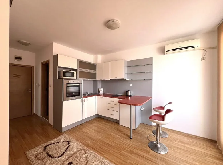 2 bedroom apartment 69 m² Obzor, Bulgaria