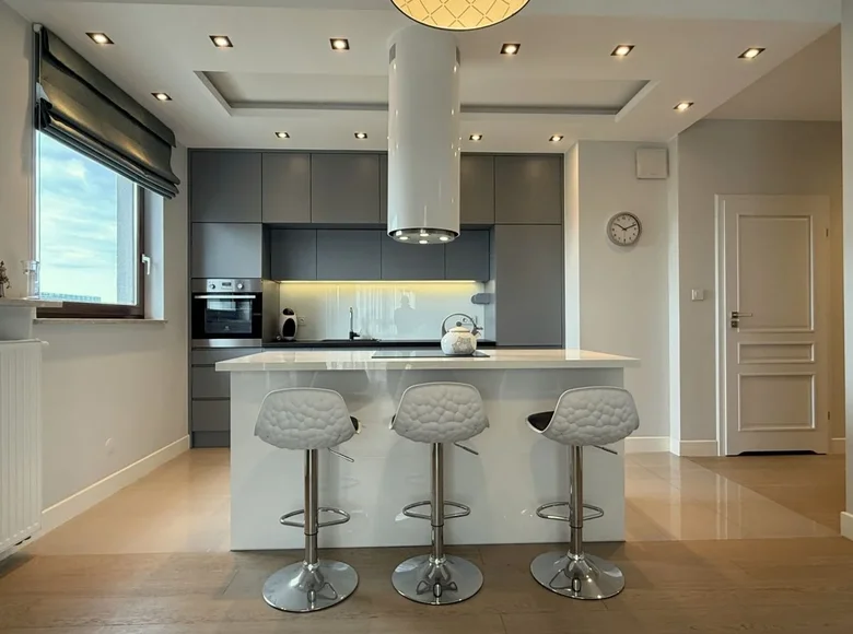 Квартира 3 комнаты 74 м² Варшава, Польша