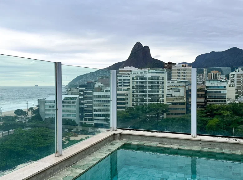 Penthouse 3 bedrooms 320 m² in Regiao Geografica Imediata do Rio de Janeiro, Brazil