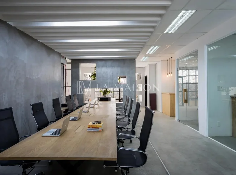 Investment 2 245 m² in Nicosia District, Cyprus