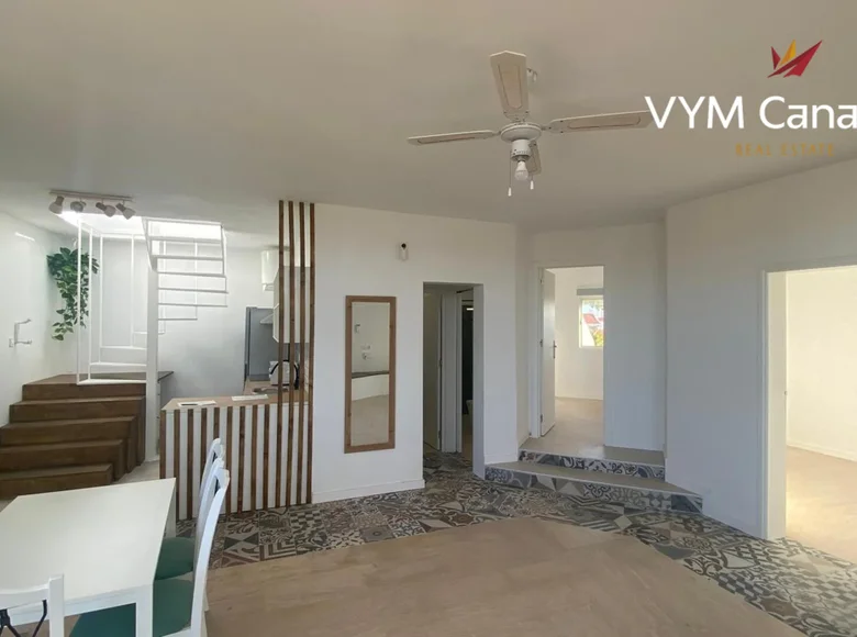 Villa de tres dormitorios 97 m² Urbanizacion El Guincho, Španjolska