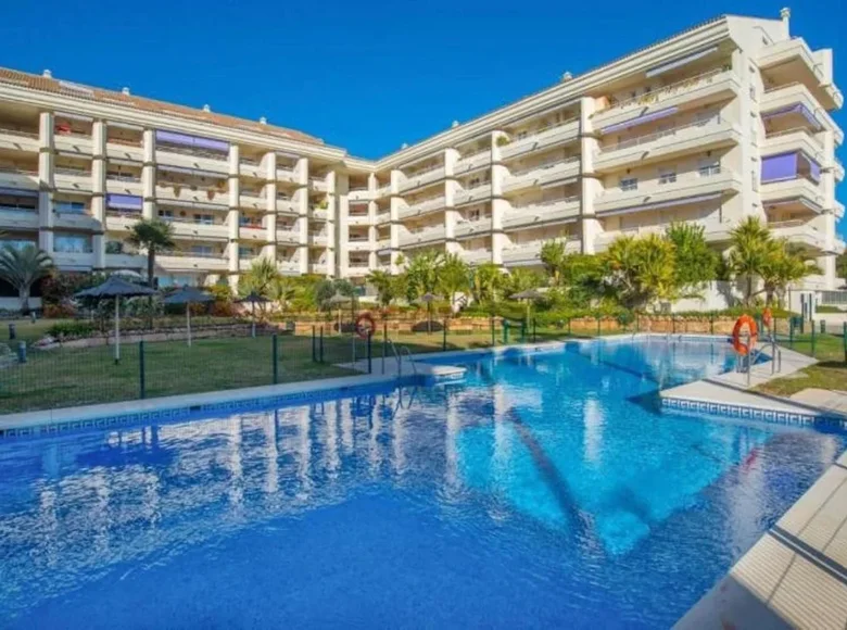 4 bedroom apartment 207 m² Marbella, Spain