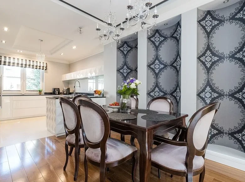 4 room house 168 m² in Warsaw, Poland