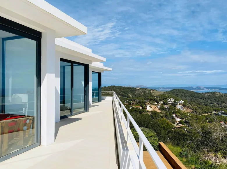 4-Schlafzimmer-Villa 388 m² Begur, Spanien