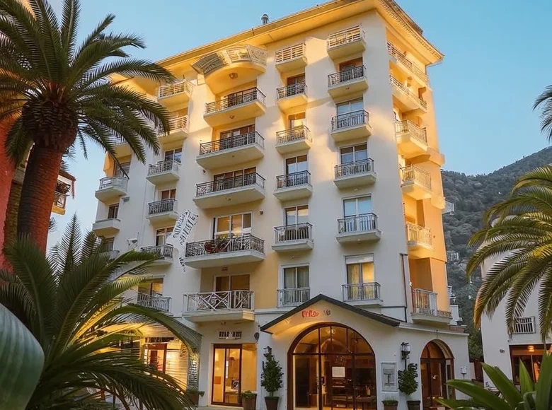 BUSINESS, HOTEL 4*