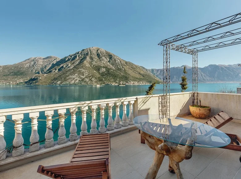 Mieszkanie 3 pokoi 92 m² Kostanjica, Czarnogóra